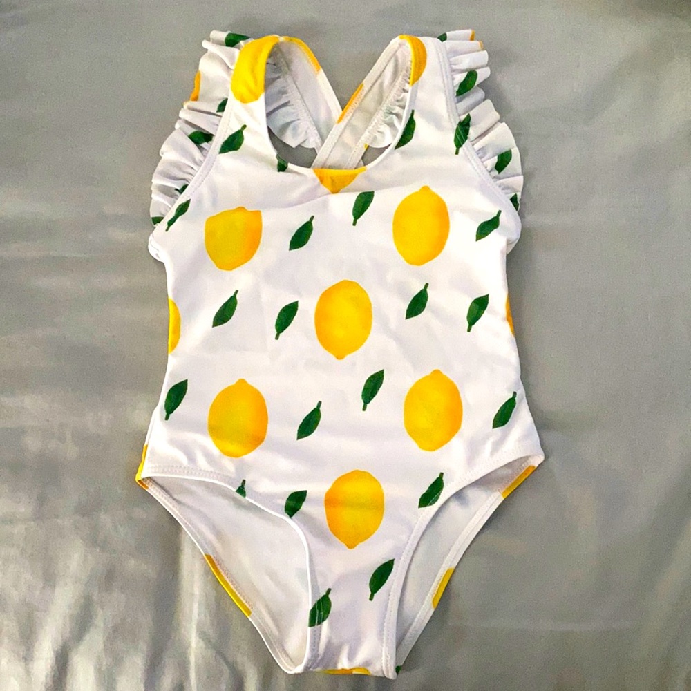 Girls lemon swimsuit 🍋